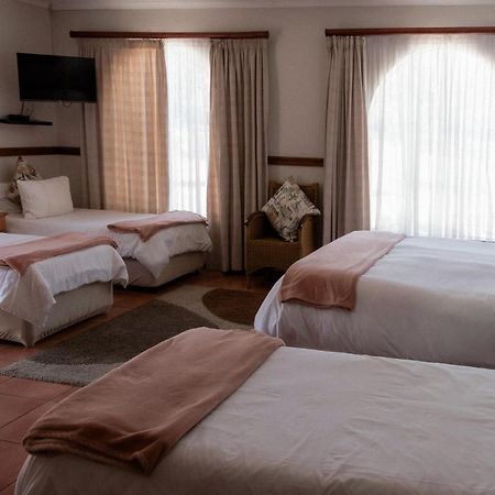 Park Living Guesthouse บลูมฟอนเทน ภายนอก รูปภาพ