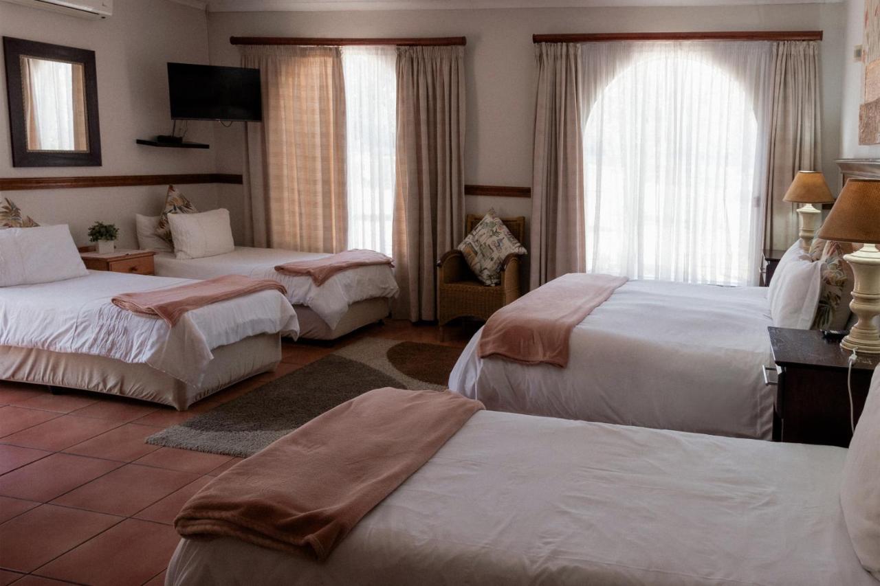 Park Living Guesthouse บลูมฟอนเทน ภายนอก รูปภาพ